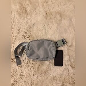 Fabletics - The Belt Bag